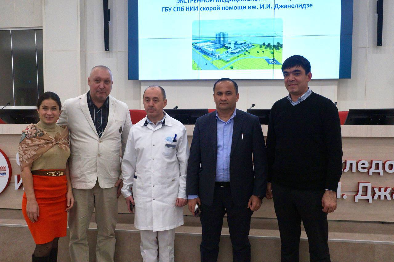 НИИ скорой помощи посетила делегация из Республики Узбекистан