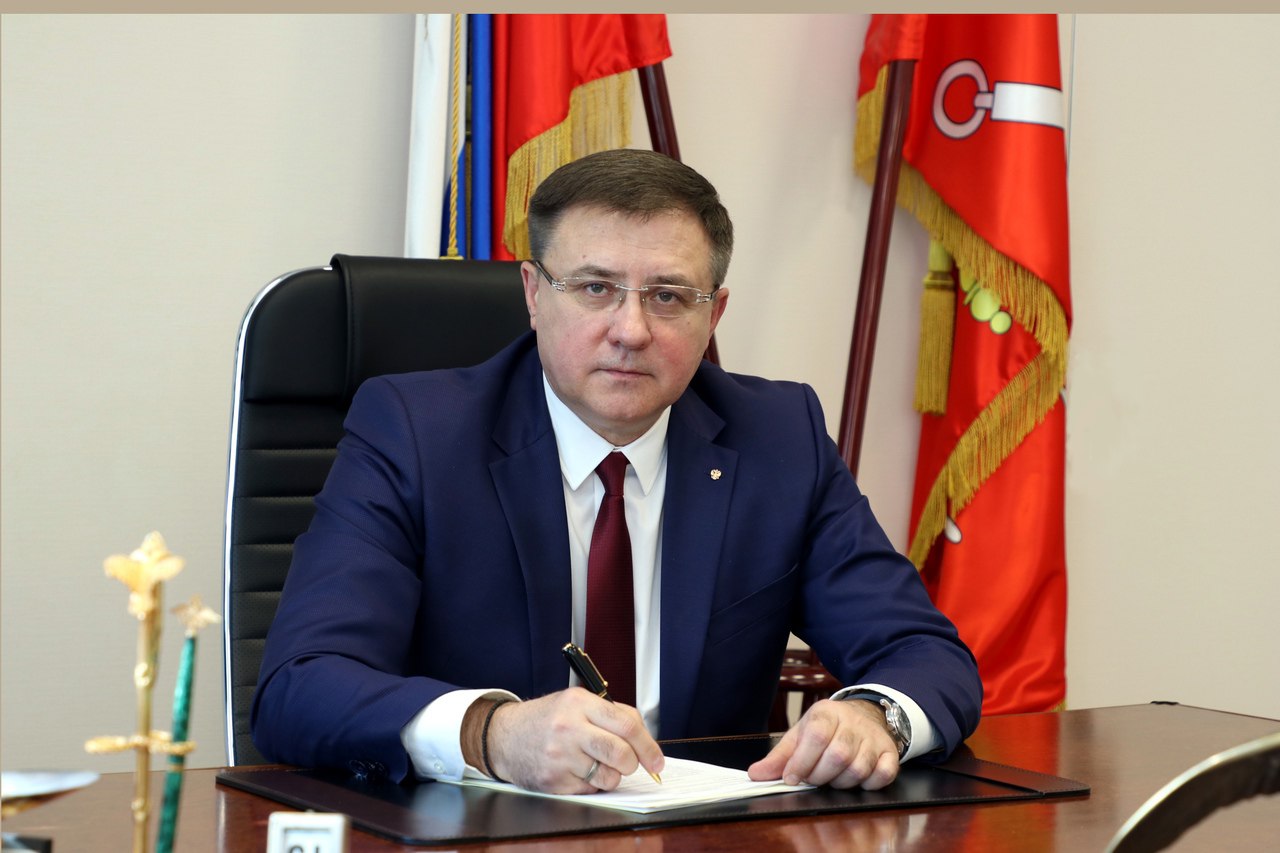 Сегодня день рождения отмечает вице-губернатор Санкт-Петербурга Владимир Омельницкий