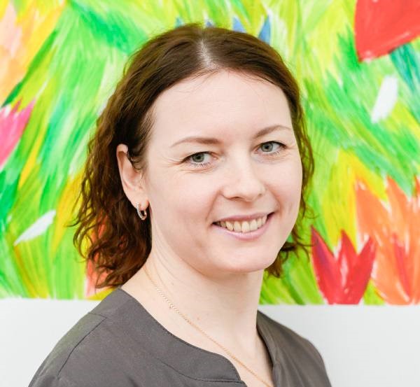 Суркова Екатерина Сергеевна, старшая сестра нейрохирургической и травматологической операционных