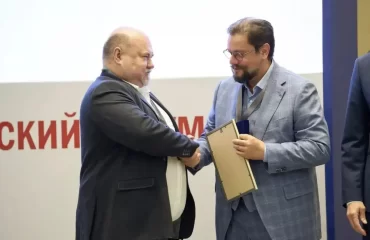 Вадим Мануковский награжден медалью за заслуги в неотложной нейрохирургии