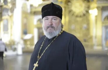 Сегодня 60-летие отмечает настоятель Спасо-Преображенского собора протоиерей Николай Брындин